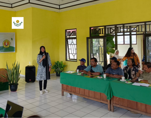 Agroteknologi UPNVY dan Dinas TPHP Kalteng Latih Petani Cabai Hadapi Tantangan Lahan